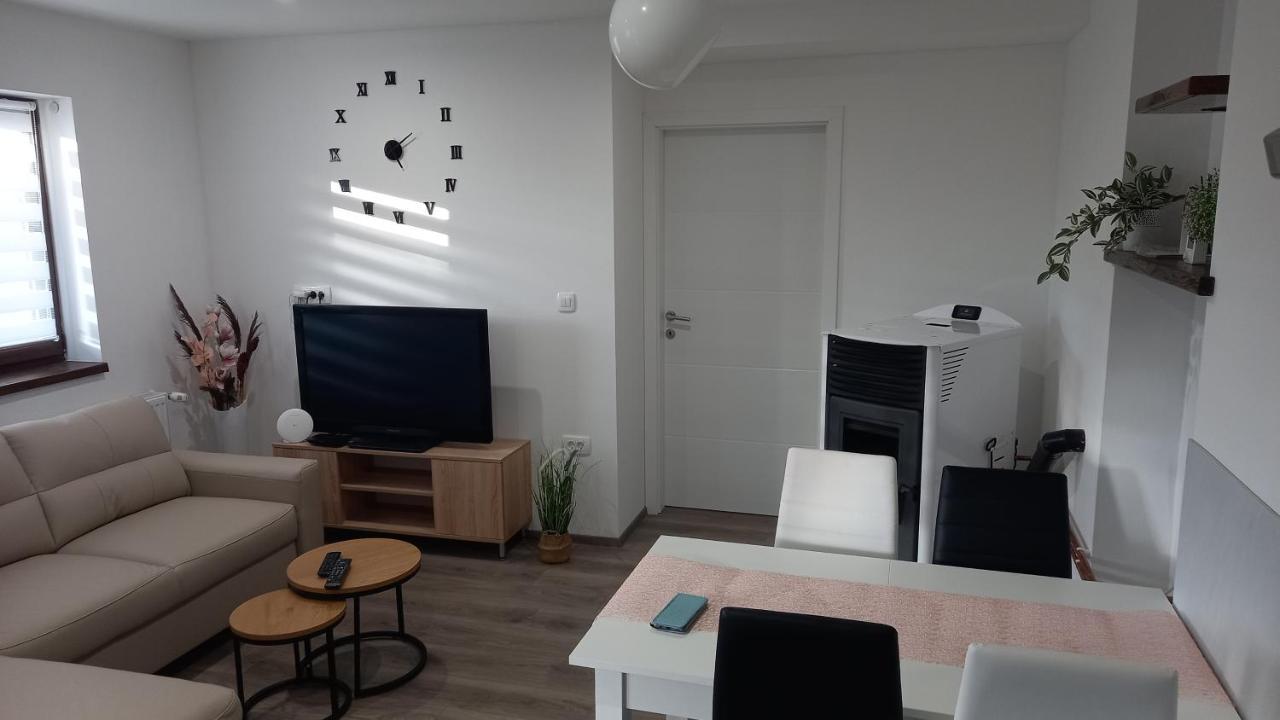 Gogo Apartment Delnice Exterior foto