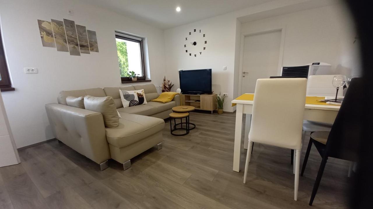 Gogo Apartment Delnice Exterior foto