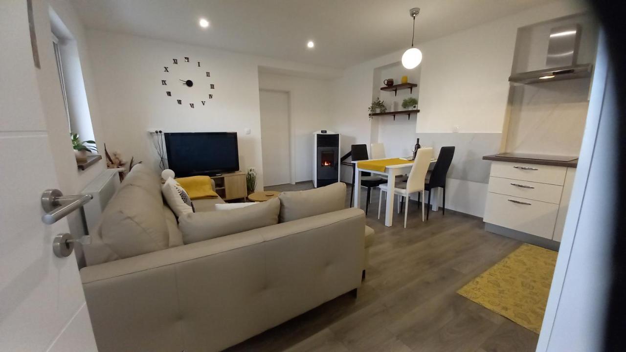 Gogo Apartment Delnice Exterior foto