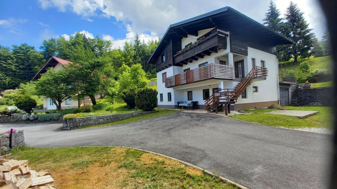 Gogo Apartment Delnice Exterior foto